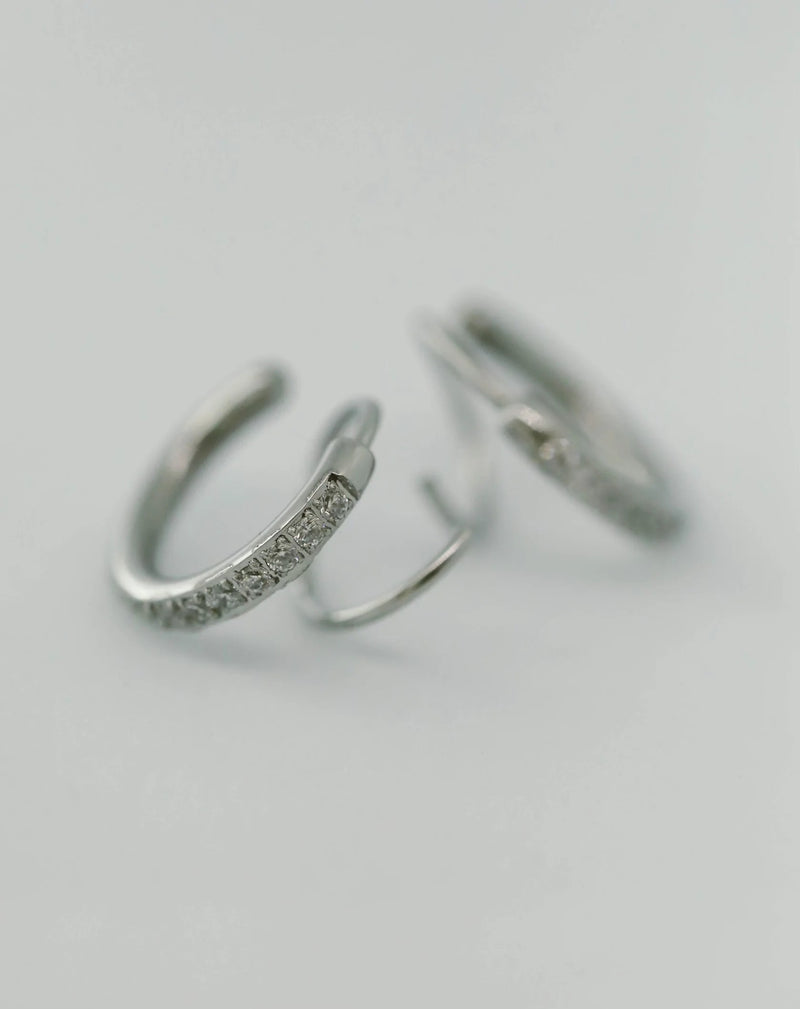 Diamond Double Twist Hoop Ear Ring